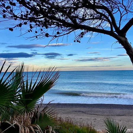 Coqueto Atico Con Vistas Al Mar Y A La Montana Auto Check-in *
